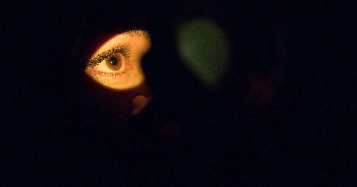 Exame de OCT e mapeamento de retina